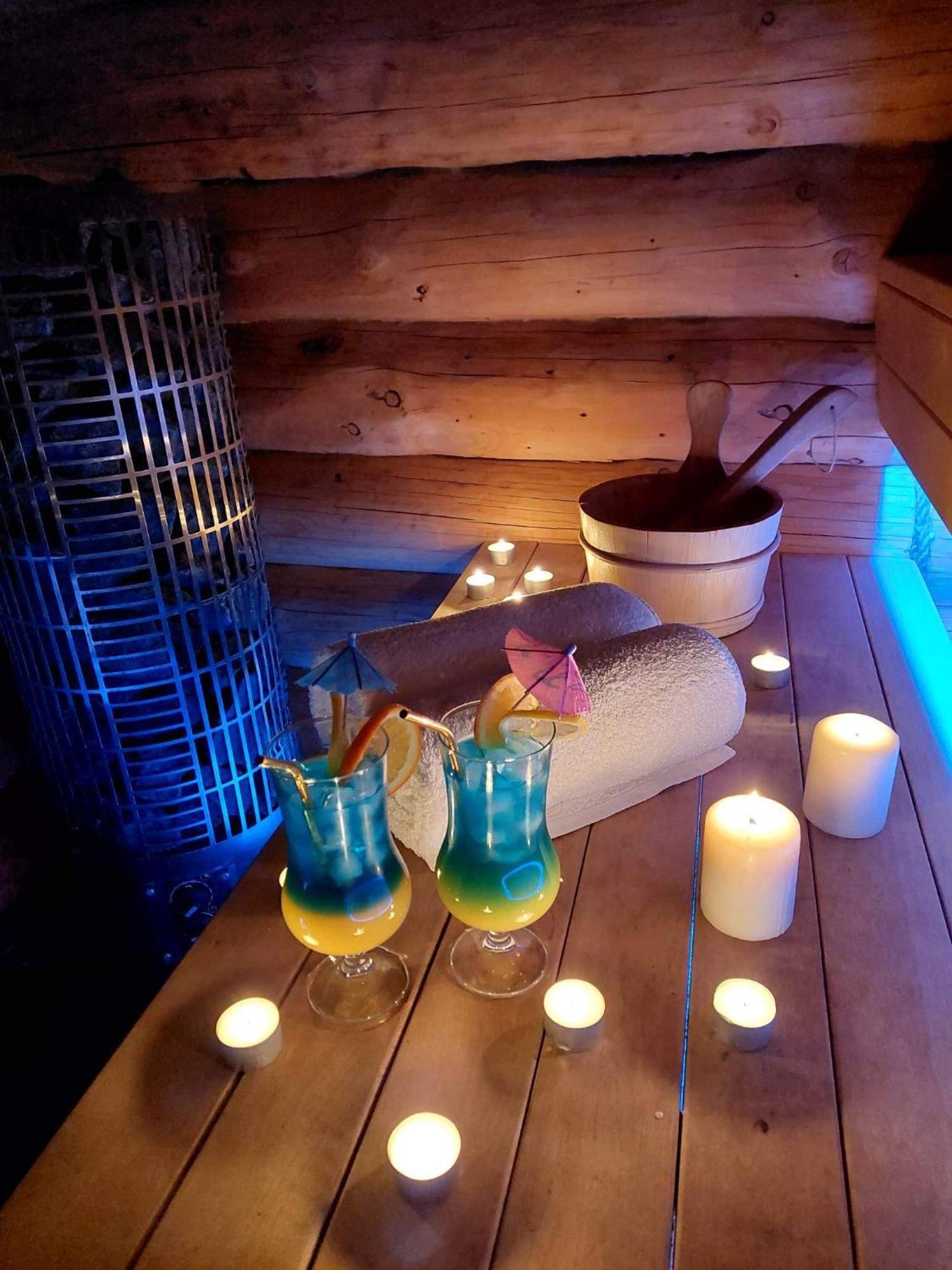Saski Zakatek, W Bajkowym Domku!!! Mazury, Sauna, Jezioro, Pomost, Villa *